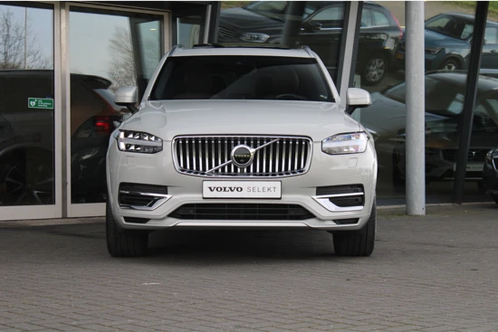 Volvo XC90 T8 Inscription | Luchtvering | Standkachel | Panoramadak | Adaptive Cruise | Bowers & Wilkins | Trekhaak | HUD | 21''