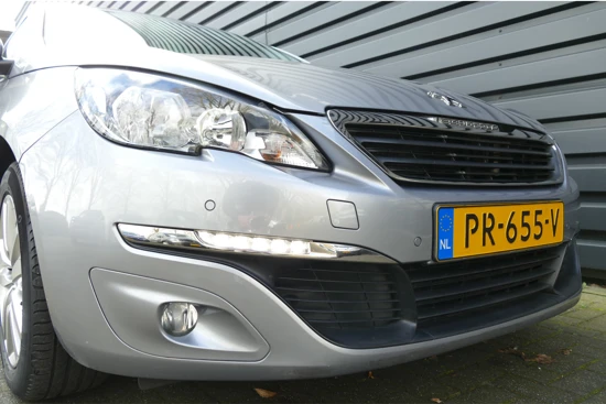 Peugeot 308 SW 1.2 PURETECH 110PK BLUE LION / NAVI / LED / PDC / 16"LMV / CLIMA / PANO.DAK / BLUETOOTH / CRUISENCONTROL / 2E EIGENAAR / NIEU