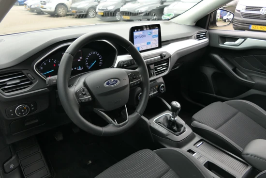 Ford Focus Wagon 1.0 EcoBoost Titanium | Navigatie | Climate Control | Cruise Control | Parkeersensoren