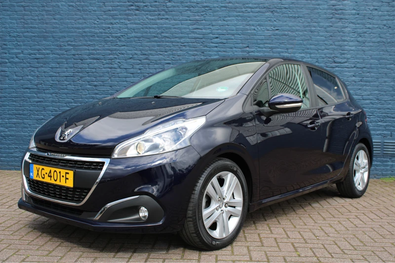 Peugeot 208 5drs 1.2 PureTech Signature