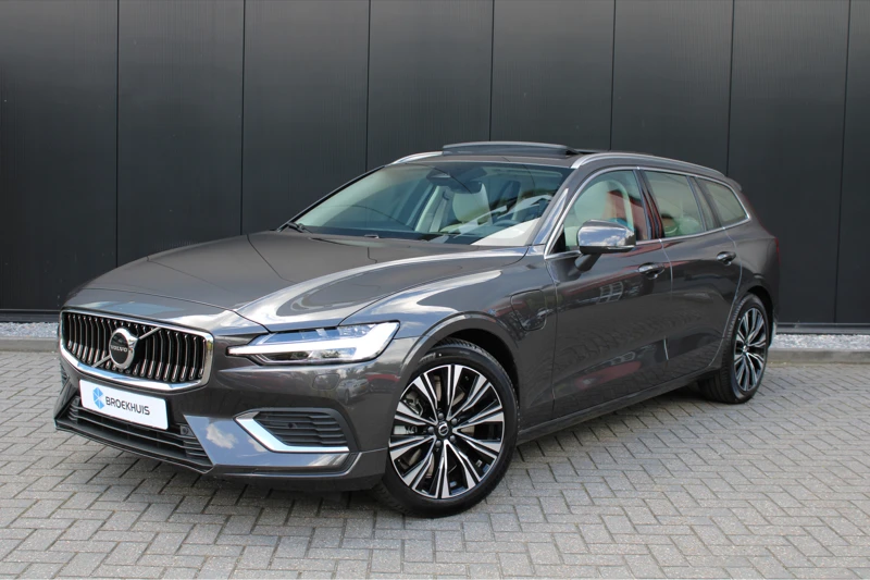 Volvo V60 2.0 T6 Recharge AWD Ultimate Bright