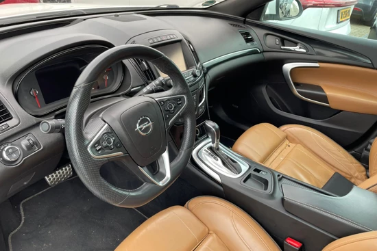 Opel Insignia Sports Tourer 2.0 T Cosmo 4x4