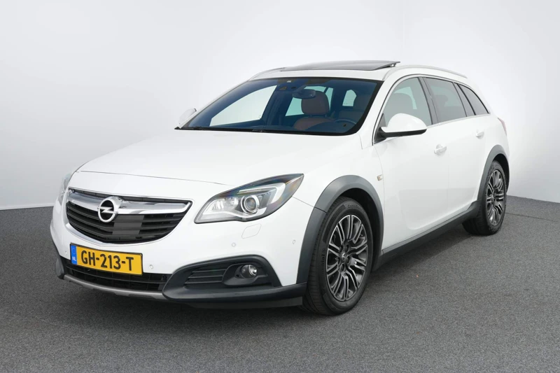 Opel Insignia Sports Tourer 2.0 T Cosmo 4x4