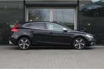 Volvo V40 T3 R-Design / Polar + Sport | Camera | Standkachel | Panoramadak | Harman/Kardon | Leder | Getint glas | 17 Inch