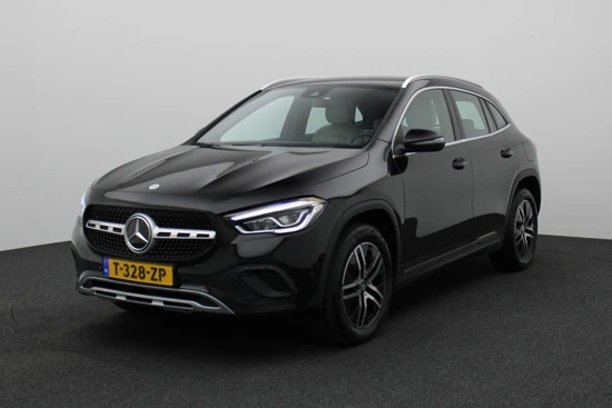 Mercedes-Benz GLA 180 Automaat | Camera | Navigatie | Elek. Achterklep | Lederen Bekleding | Stoelverwarming |