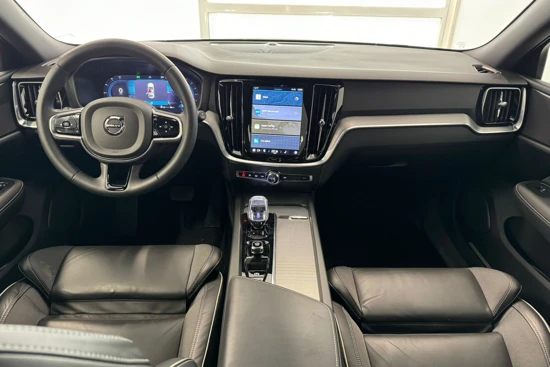 Volvo V60 B4 Plus Dark | IntelliSafe Assist | Climate Pack | Camera | Leder |