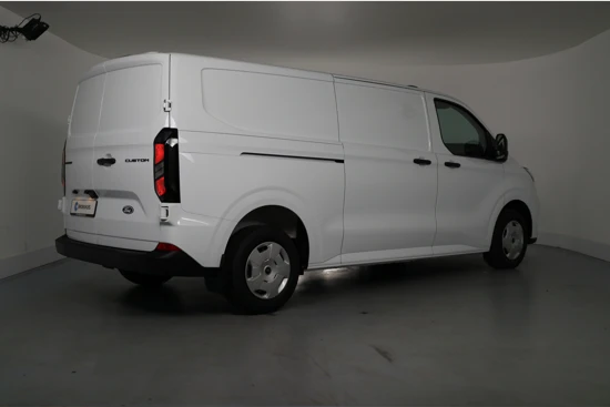 Ford Transit Custom 320 2.0 TDCI L2H1 Trend Automaat | LED | Camera | Navi By App | ECC | Voorruit Verwarming | Parkeersensoren V+A