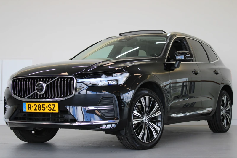 Volvo XC60 B4 200PK Ultimate Bright | 360º Camera | HK Audio | Panoramadak | HUD Display