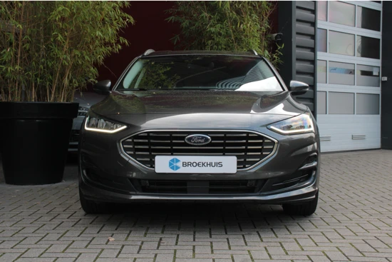 Ford Focus Wagon 1.0 EcoBoost Hybrid Titanium X | Camera | Stuur- en stoelverwarming | Keyless | CarPlay