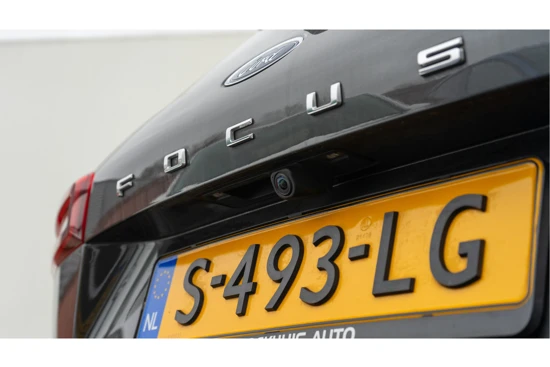 Ford Focus Wagon 1.0 EcoBoost Hybrid Titanium X | Camera | Stuur- en stoelverwarming | Keyless | CarPlay