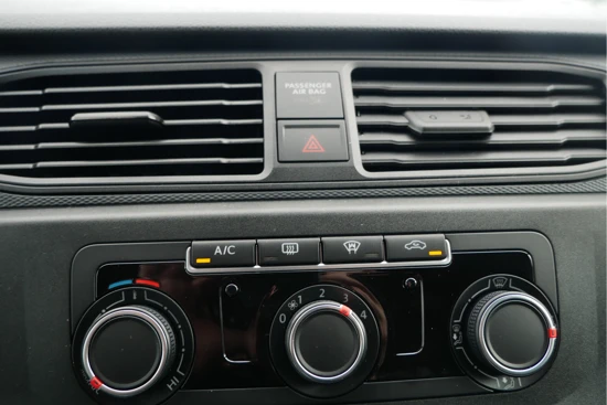 Volkswagen Caddy | 2.0 TDi | Highline | Navigatie | Multistuur | Parkeersensoren