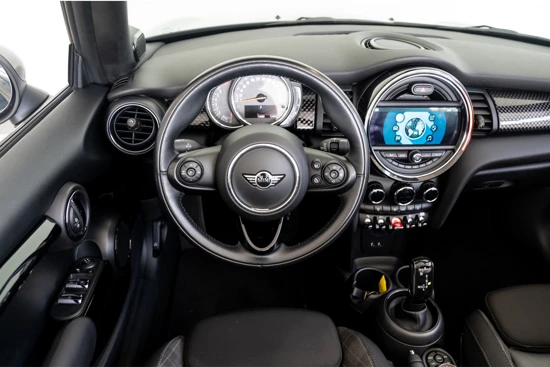 MINI Cooper 2.0 Cabrio Cooper S Chili | Automaat | Serious Business Pack | Navi | PDC | Keyless Entry |