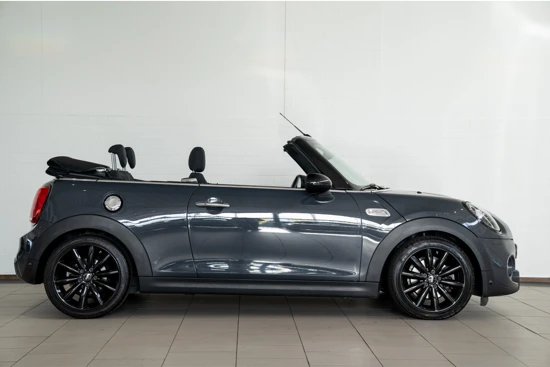 MINI Cooper S 2.0 Cabrio Cooper S Chili | Automaat | Serious Business Pack | Navi | PDC | Keyless Entry |
