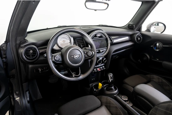 MINI Cooper S 2.0 Cabrio Cooper S Chili | Automaat | Serious Business Pack | Navi | PDC | Keyless Entry |