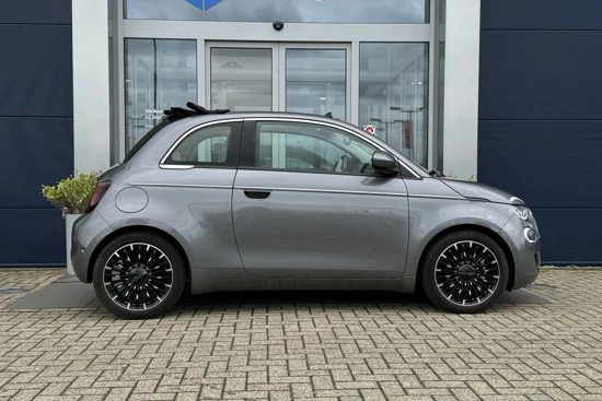 Fiat 500C La Prima 42 kWh | ACC | Camera | Sensoren | Stoelverwarming | Carplay