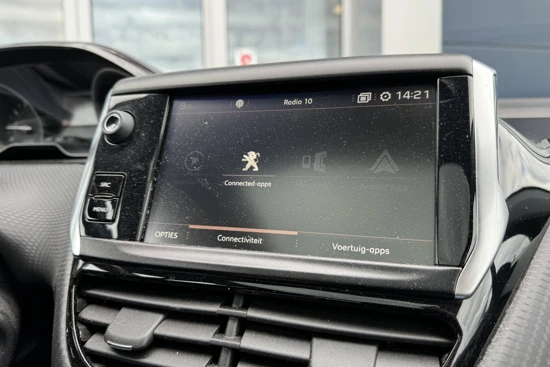 Peugeot 2008 Bleu Lion 1.2 VTI 82PK | Pano | Sensoren achter | Navi | Carplay