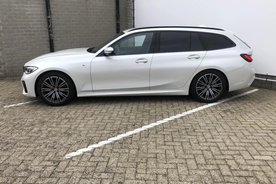 BMW 3 Serie Touring 318i Automaat Business Edition Plus