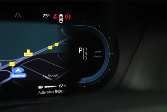 Volvo C40 Plus Extended Range 82 KW/H | Adaptive Cruise | Stuur/stoeverwarming | Camera | 19 Inch | Private-glass | Trekhaak