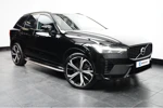 Volvo XC60 Recharge T6 AWD Plus Dark Long Range | Lightning Pack | Getint glas | 21" wielen | Trekhaak | Parkeerverwarming |