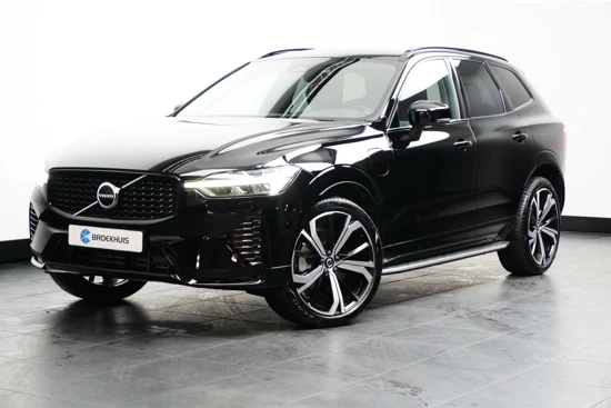 Volvo XC60 Recharge T6 AWD Plus Dark Long Range | Lightning Pack | Getint glas | 21" wielen | Trekhaak | Parkeerverwarming |