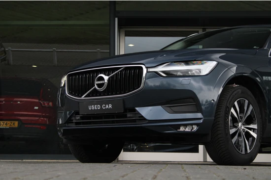 Volvo XC60 T5 Momentum Pro | Cruise Control | Elekt stoel | Leder | Keyless | Camera | Parkeerhulp | Trekhaak