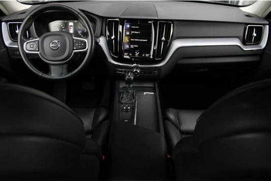 Volvo XC60 T5 Momentum Pro | Cruise Control | Elekt. stoel | Leder | Keyless | Camera | Trekhaak