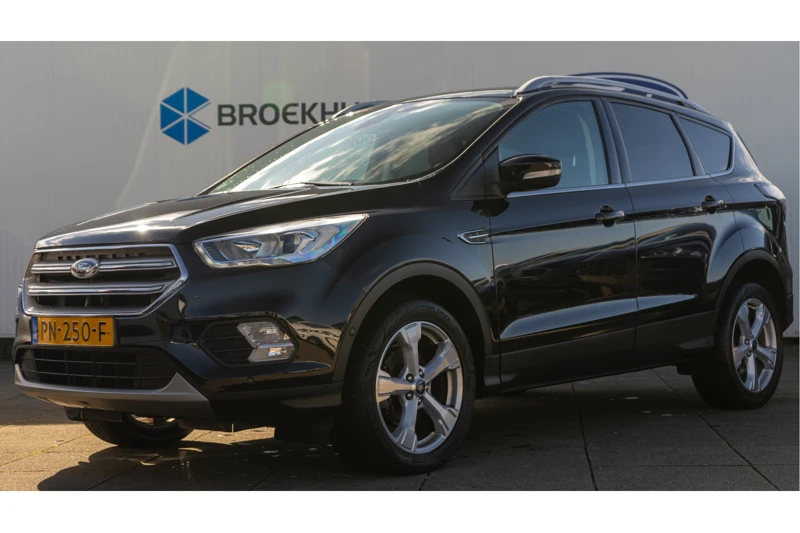 Ford Kuga 1.5 EcoBoost Titanium | Elektrisch bedienbare achterklep | Winterpack | Parking Pack | Dealer Auto