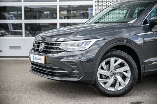 Volkswagen Tiguan 1.5 TSI Elegance | Automaat | Stoelverwarming | Camera