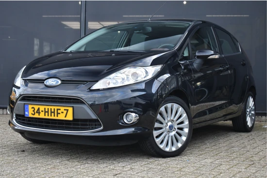 Ford Fiesta 1.25 Titanium | Cruise Control | Voorruitverwarming | Parkeersensoren | Bluetooth | Regensensor | Climate Control | 15"LMV | Air