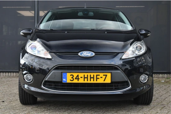 Ford Fiesta 1.25 Titanium | Cruise Control | Voorruitverwarming | Parkeersensoren | Bluetooth | Regensensor | Climate Control | 15"LMV | Air