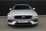 Volvo V60 B4 Core | 36 maanden onderhoud en 24 maanden garantie inclusief | Pilot Assist | BLIS | Camera | Keyless | Stoel / stuur / achte