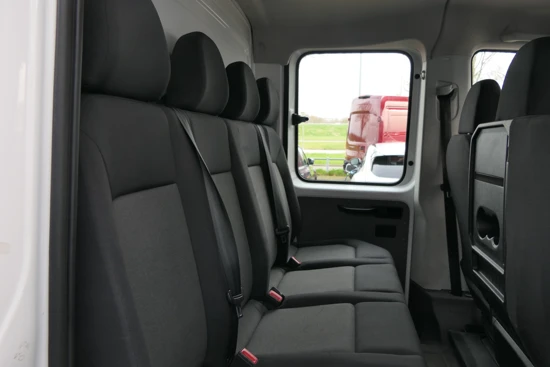 Volkswagen Crafter 35 2.0 TDI L3 DC Comfortline | 7 Persoons | Pick-Up | Trekhaak | Comfortstoel | Airco