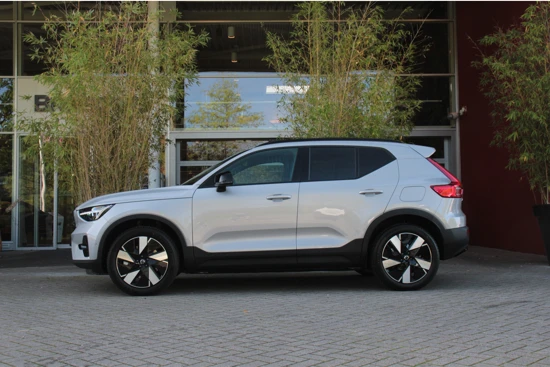 Volvo XC40 Single Motor Extended Range Ultimate 82 kWh| extra getint glas| Luxe bekleding| snel leverbaar!