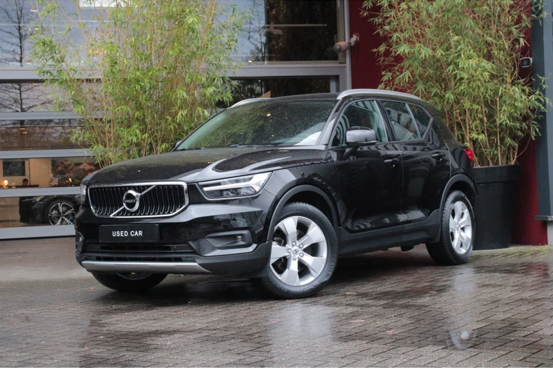 Volvo XC40 2.0 T5 AWD Intro Edition | Adaptive Cruise Control | BLIS | Trekhaak | Camera | Keyless | Leder | Stuur/stoelverwarming