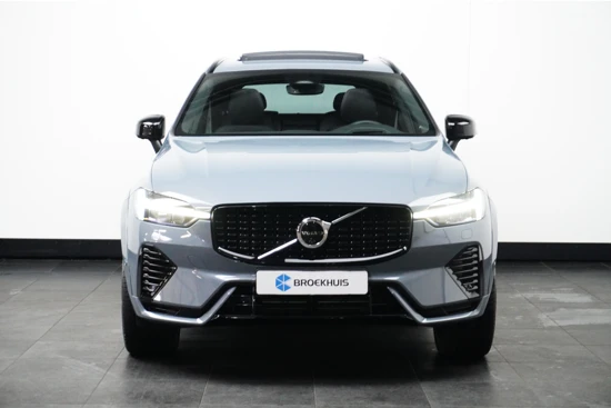 Volvo XC60 T6 350PK AWD Ultra Dark | Luchtvering | Gelam Glas | Compleet! | 22'' | Contourstoelen | 360º view