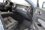 Volvo XC60 T6 350PK AWD Ultra Dark | Luchtvering | Gelam Glas | Compleet! | 22'' | Contourstoelen | 360º view