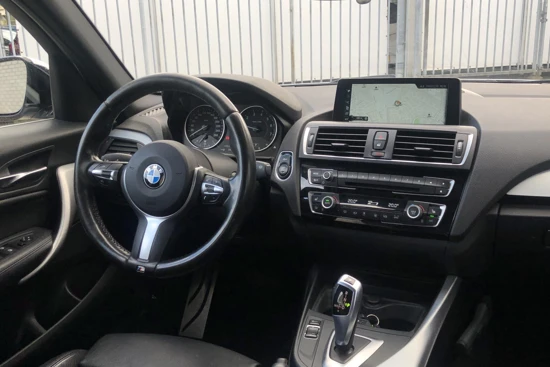 BMW 1-serie 118i High Executive M-sport Automaat