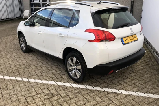 Peugeot 2008 1.2 PureTech Urban Cross