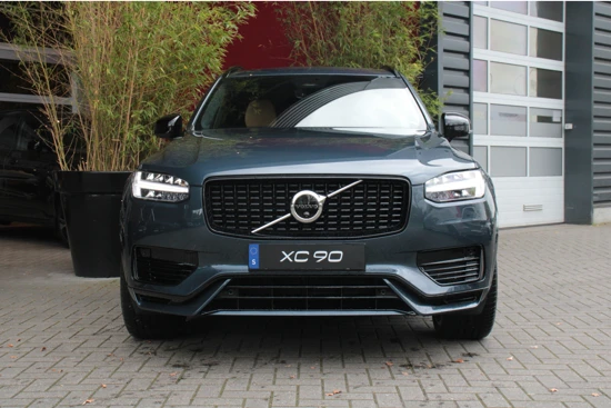 Volvo XC90 T8 Recharge AWD 455pk Ultimate Dark | Bowers&Wilkins | Luchtvering | Massage | 360 Camera | Schuifdak | 22" Velgen