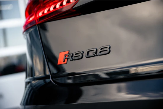 Audi RS Q8 4.0 TFSI quattro