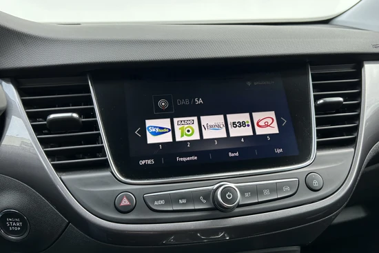 Opel Crossland 1.2 Turbo 110pk Automaat | Navigatie | AGR stoelen | Apple Carplay/Android Auto | Achterbank verstelbaar | Dealer onderhouden |