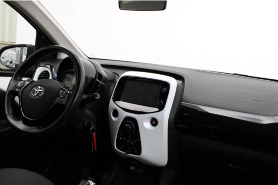 Toyota Aygo 1.0 VVT-i x-pure | Camera | Bluetooth | Airco | 15"Lmv