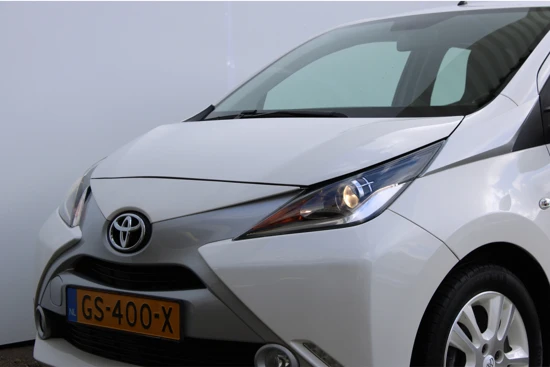 Toyota Aygo 1.0 VVT-i x-pure | Camera | Bluetooth | Airco | 15"Lmv