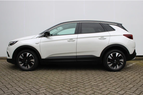 Opel Grandland X 1.2 Turbo Ultimate | Automaat | 360 Camera | Stoel & Stuurverwarming | Navigatie | 19"Lmv | Trekhaak | PDC v+a