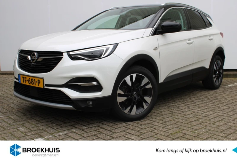 Opel Grandland X 1.2 Turbo Ultimate | Automaat | 360 Camera | Stoel & Stuurverwarming | Navigatie | 19"Lmv | Trekhaak | PDC v+a