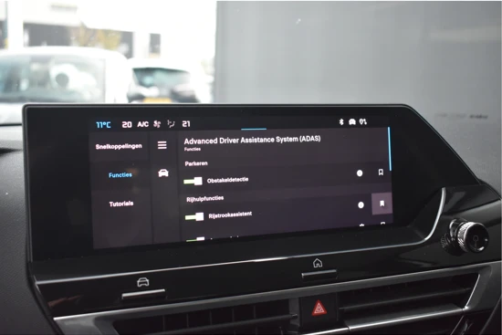 Citroën Ë-C4 X Feel Pack DEMO-DEAL! | Navigatie | Stoelverwarming | Achteruitrijcamera | Voorruitverwarming | Full-LED | Climate Control | Appl