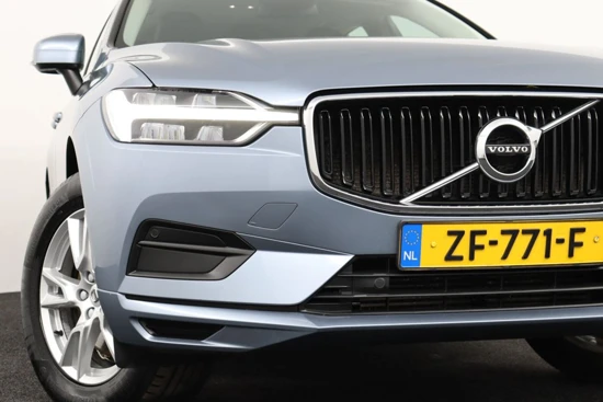 Volvo XC60 T5 Momentum | Verwarmbare voorstoelen | Semi elektrische trekhaak | Cruise control | Park Assist Camera achter | Park Assist voo