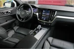 Volvo V60 B4 Automaat Plus Dark | Adaptive Cruise | Sportinterieur | Stuur/stoelverwarming | Camera | Memory seats