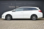 Toyota Auris Touring Sports 1.8 Hybrid Lease Automaat | Navigatie | Panoramadak | Trekhaak | Stoelverwarming | Achteruitrijcamera | Climate C