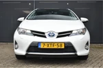 Toyota Auris Touring Sports 1.8 Hybrid Lease Automaat | Navigatie | Panoramadak | Trekhaak | Stoelverwarming | Achteruitrijcamera | Climate C